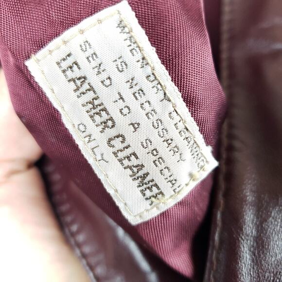 Remy | Leather Fashions Maroon Jacket, size 44 - Picture 4 of 8